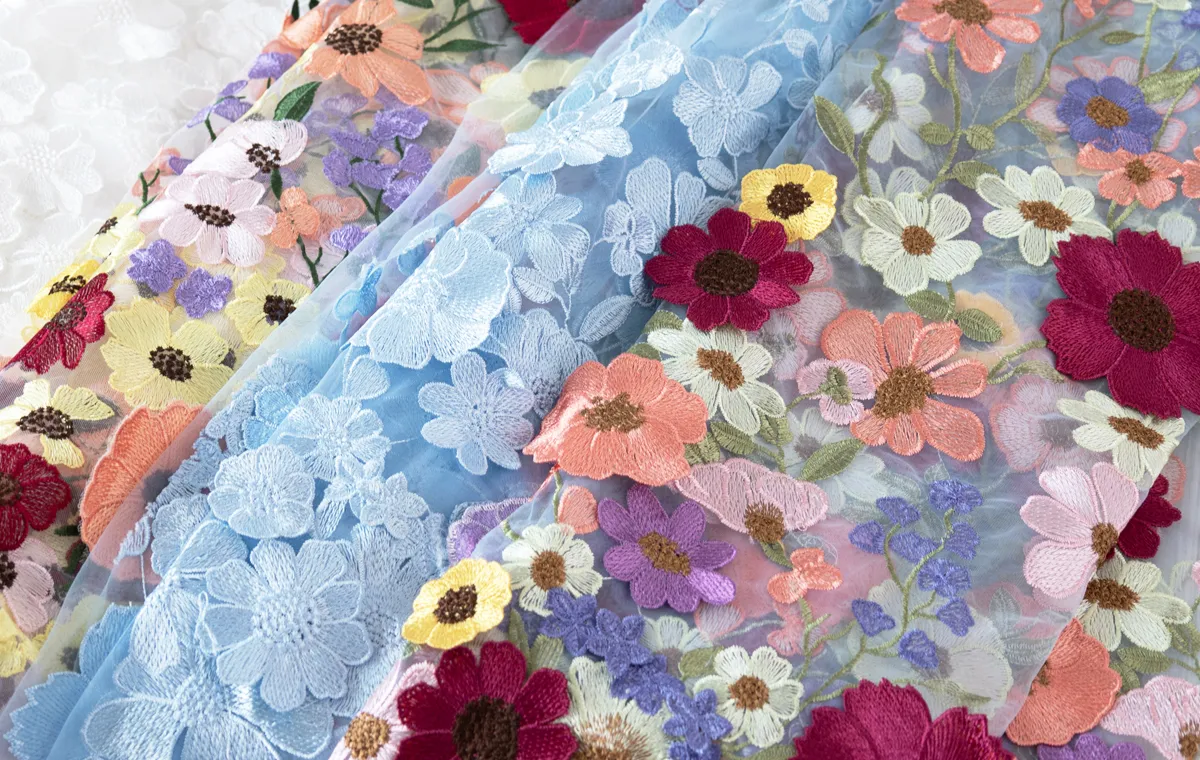 3D floral lace a step into elegant fashion