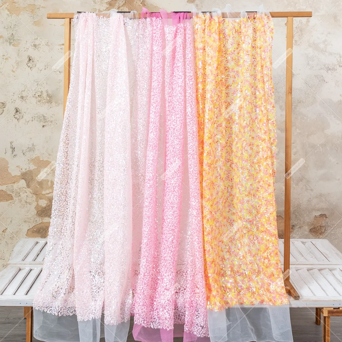 iridescent colorful rounded sequin fabric for decor