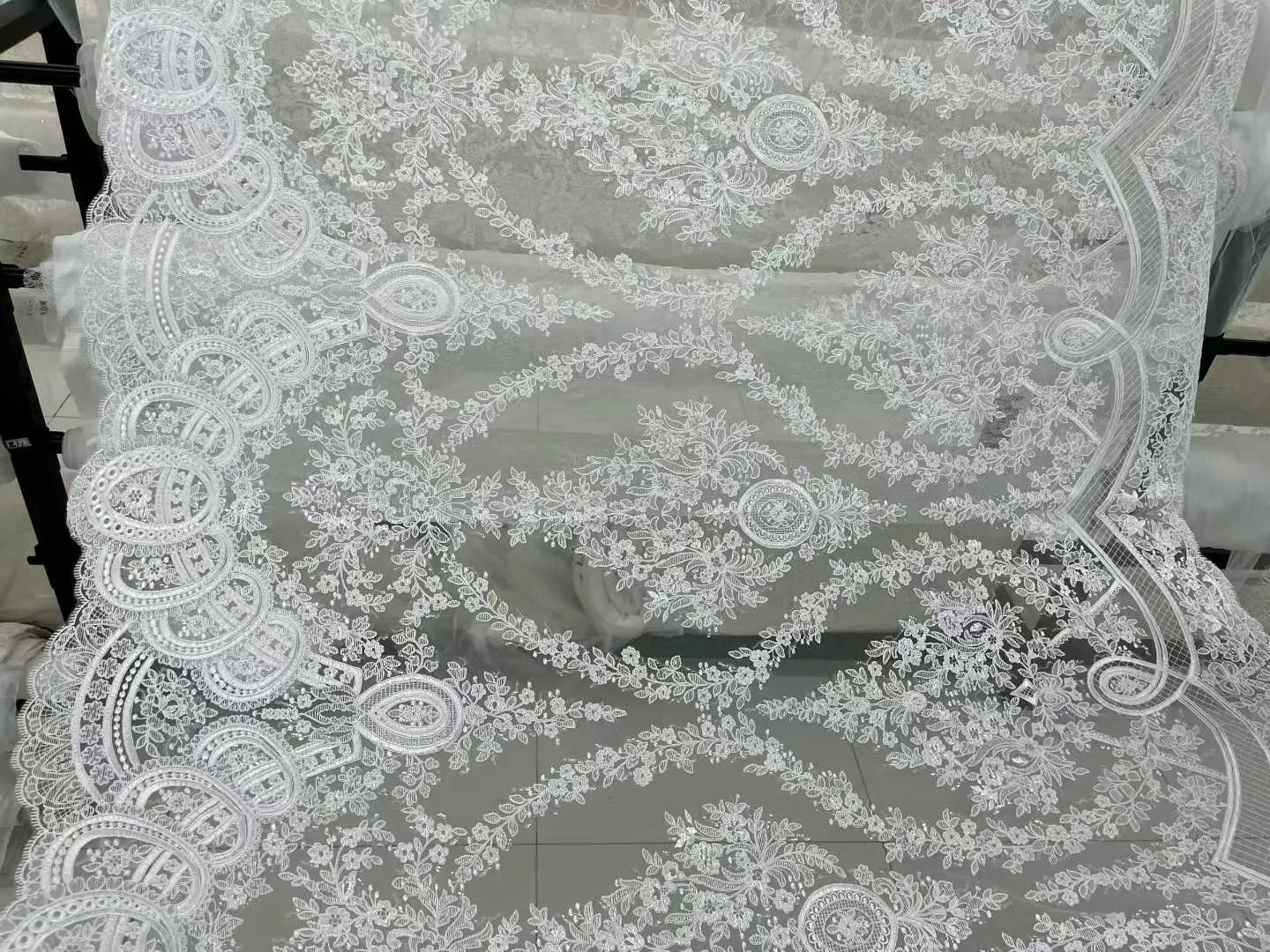 dramatic abstract floral scalloped border lace dramatic abstract floral scalloped border lace