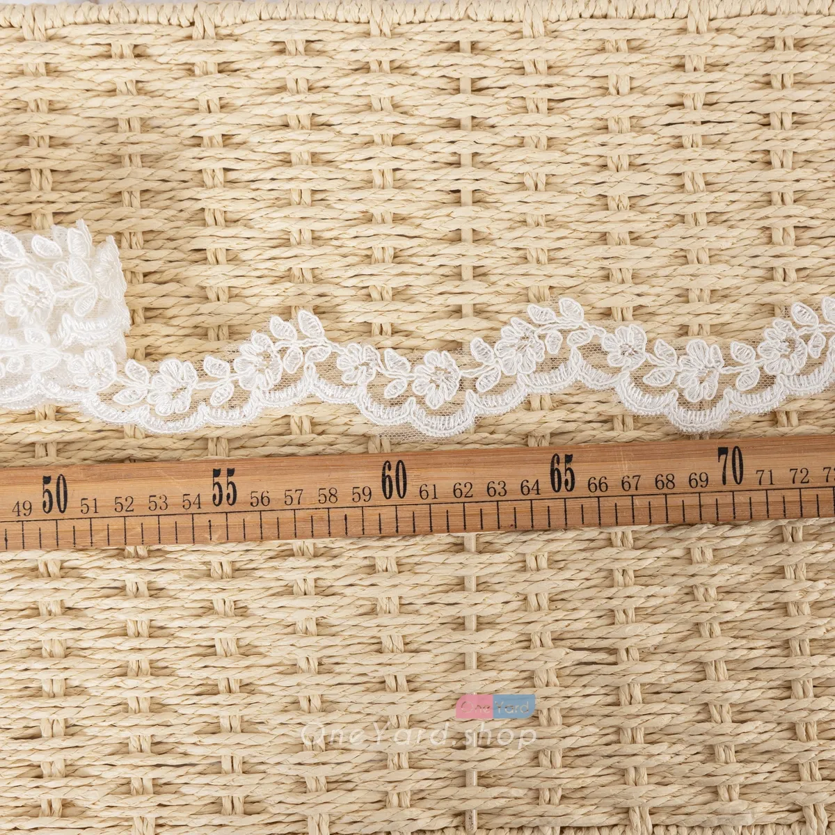scallop edge lace trims