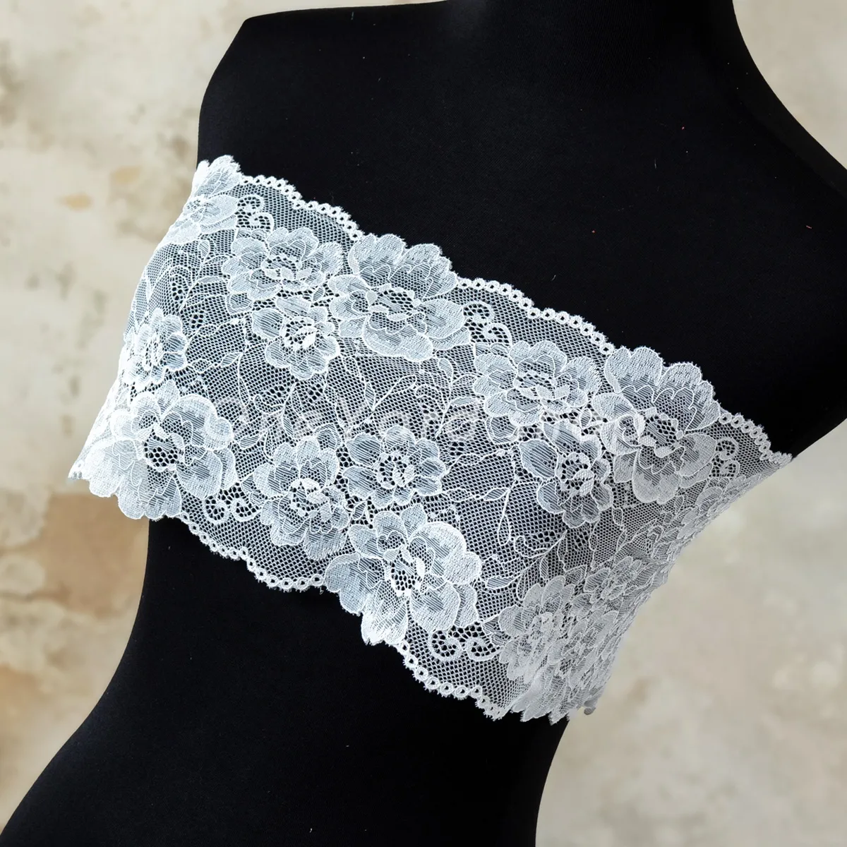 floral pattern stretch lace trim