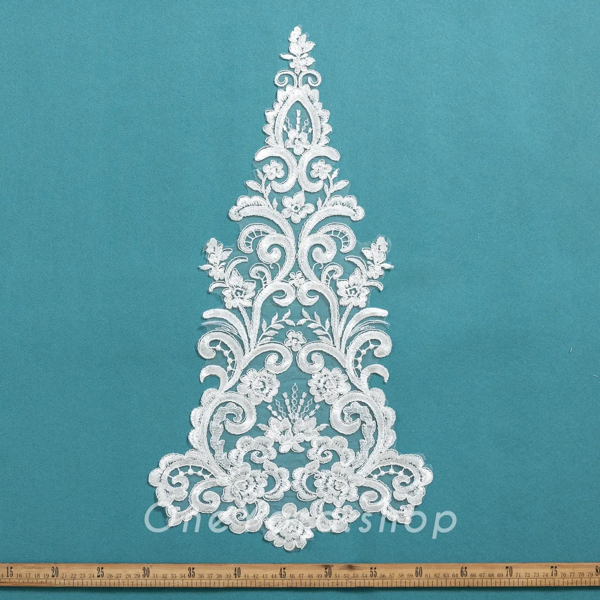 abstract floral pattern lace motif