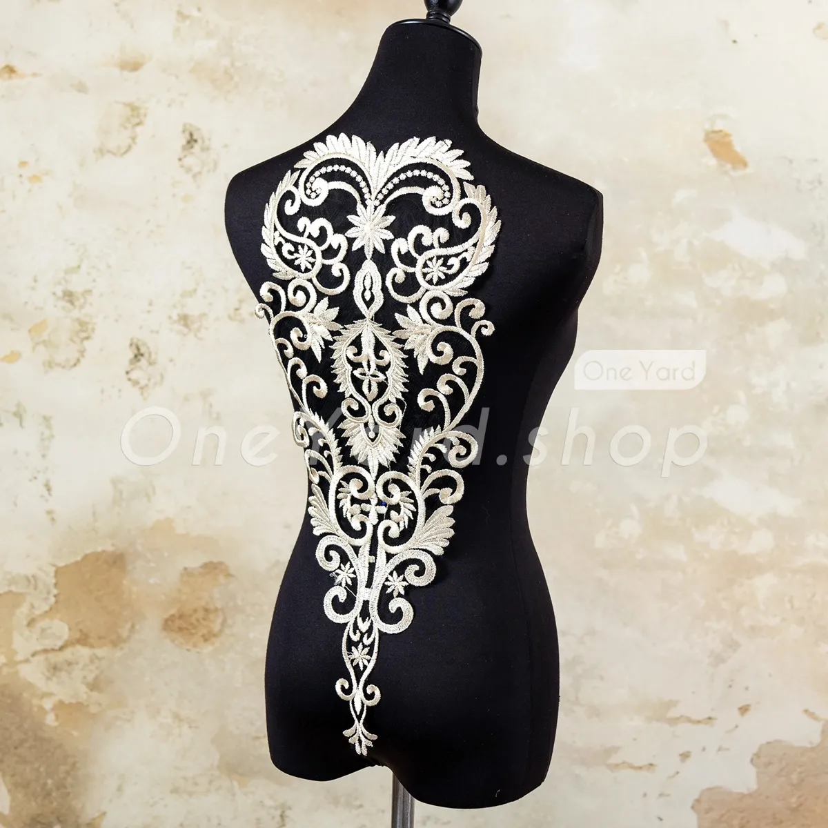 light gold large baroque lace applique