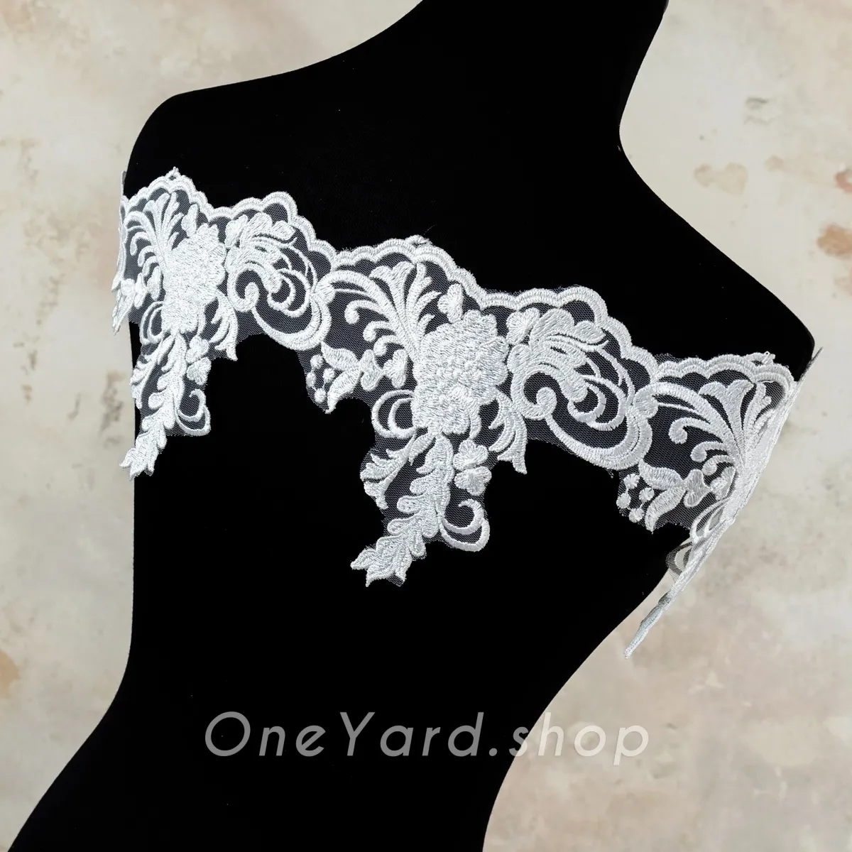 floral pattern ivory lace trim