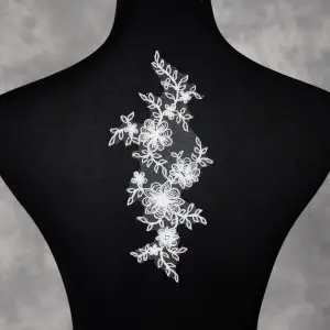 pair of elegant light ivory embroidery lace appliques