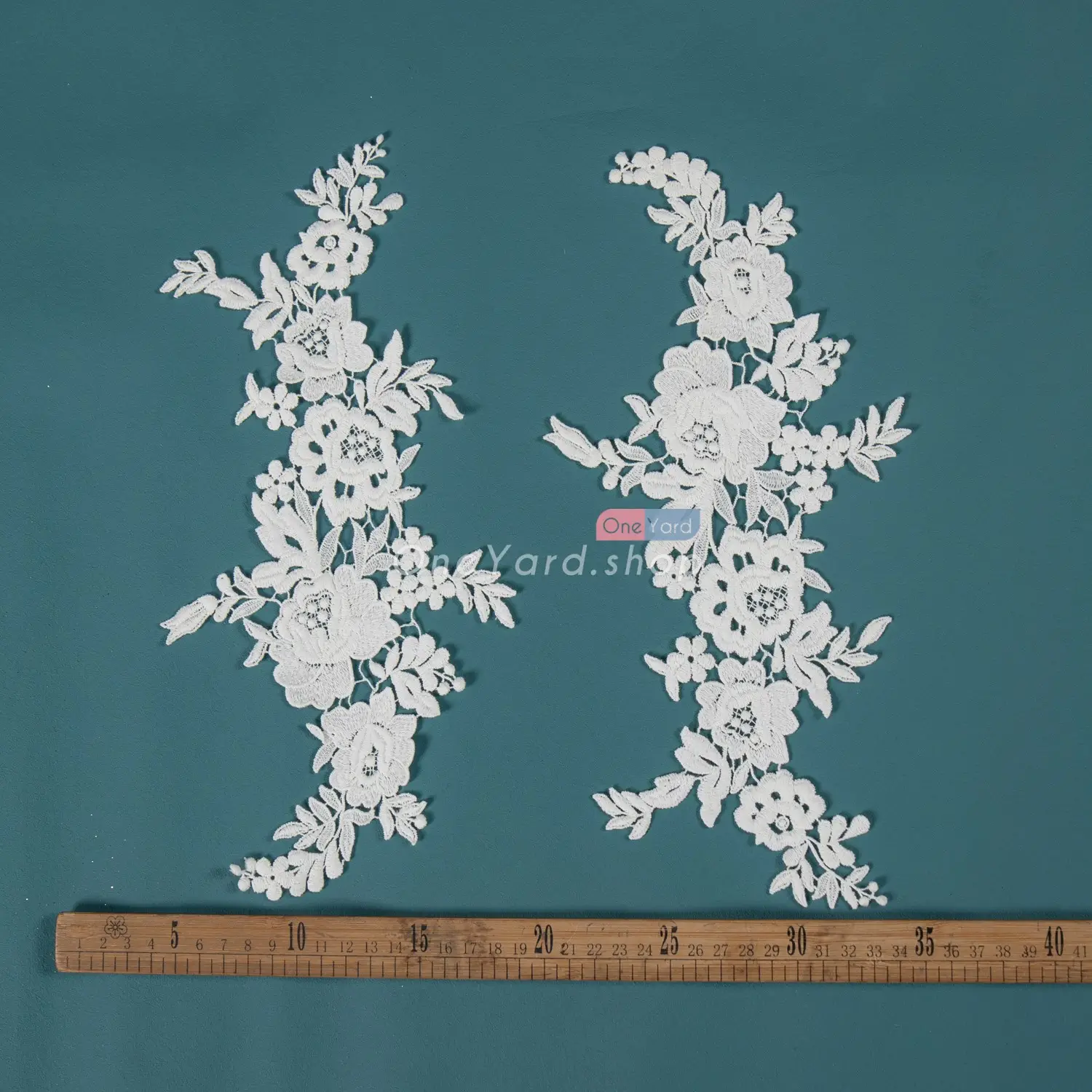 large size floral pattern lace appliques