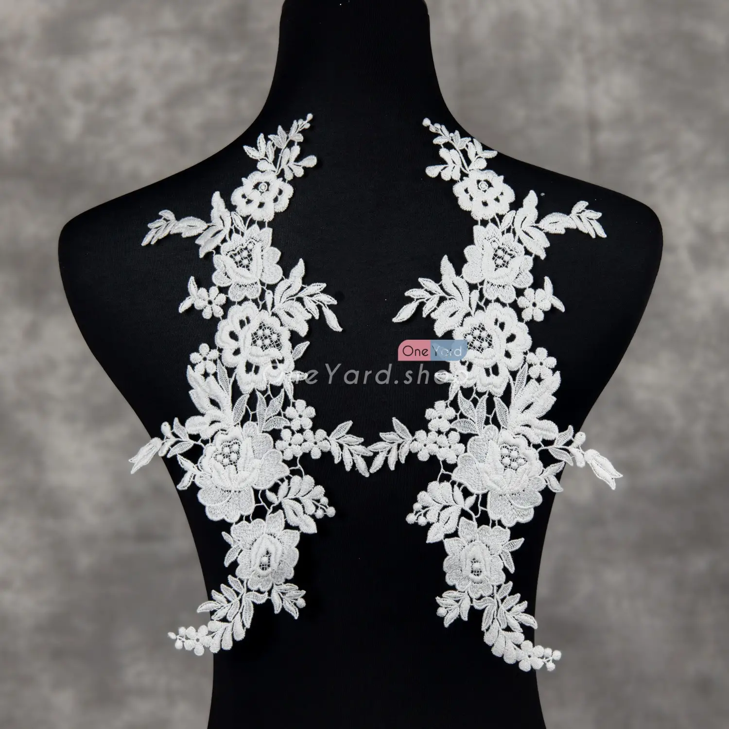 large size floral pattern white bridal lace appliques