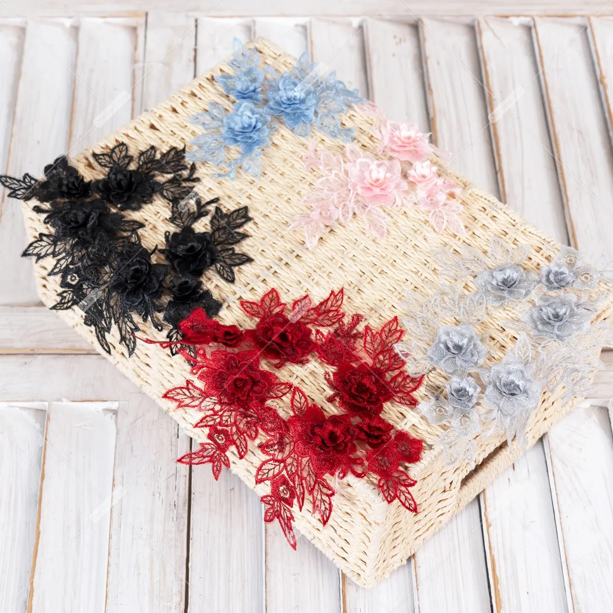 stunning 3D flower lace applique