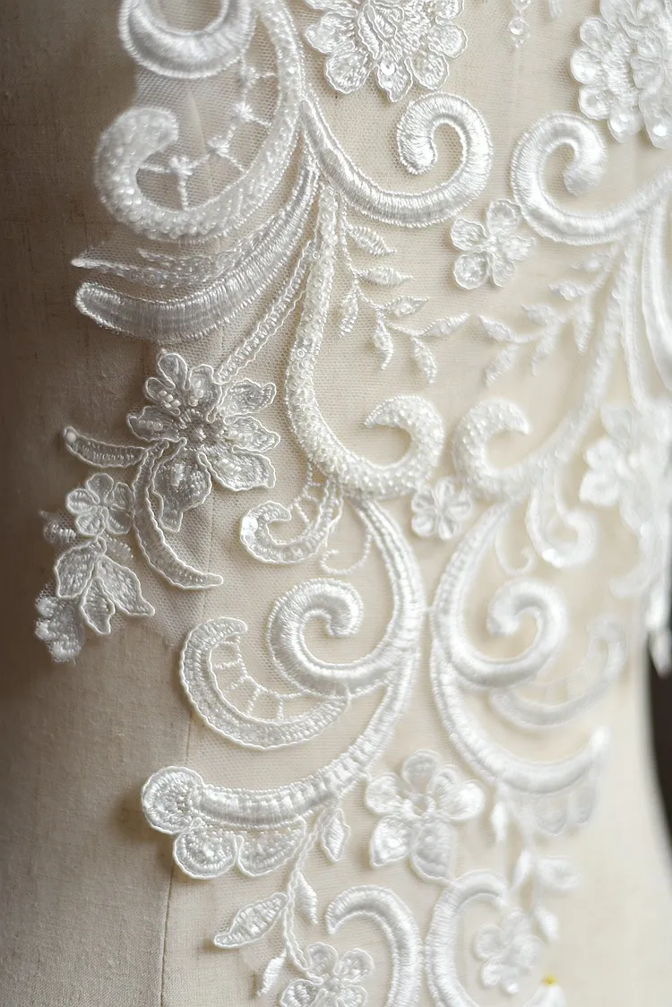 exquisite off white floral lace applique