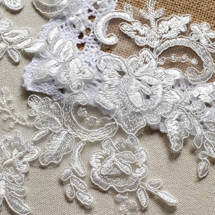 ff white lace applique for dressmaking
