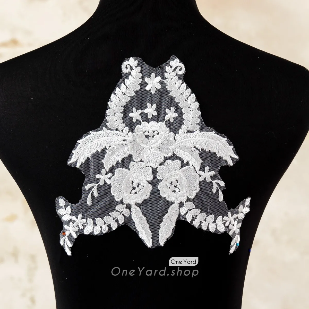 stunning flower leaf embroidery costume lace applique stunning flower leaf embroidery costume lace applique