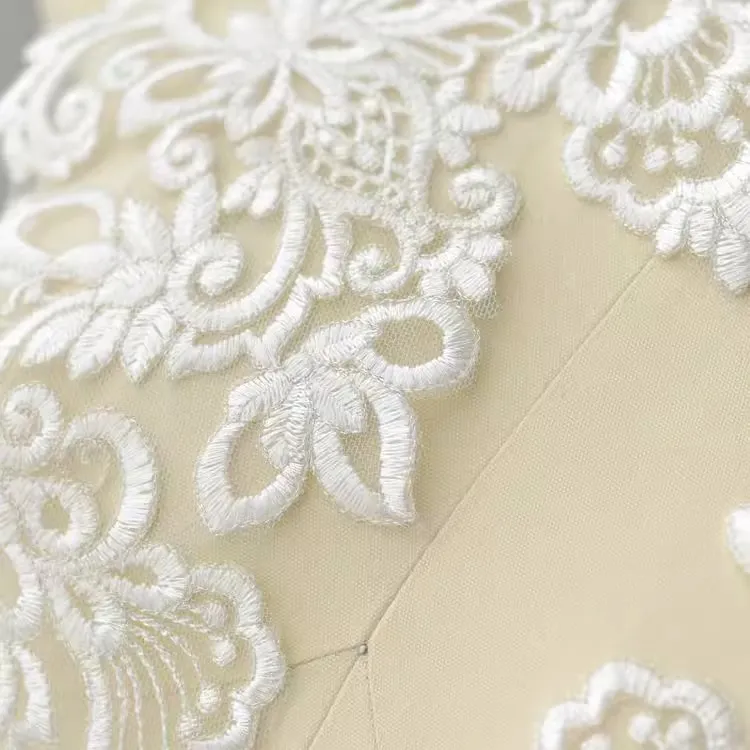 cotton embroidery floral lace appliques with silver edge