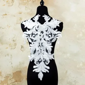 large symmetrical baroque acanthus leaf lace applique