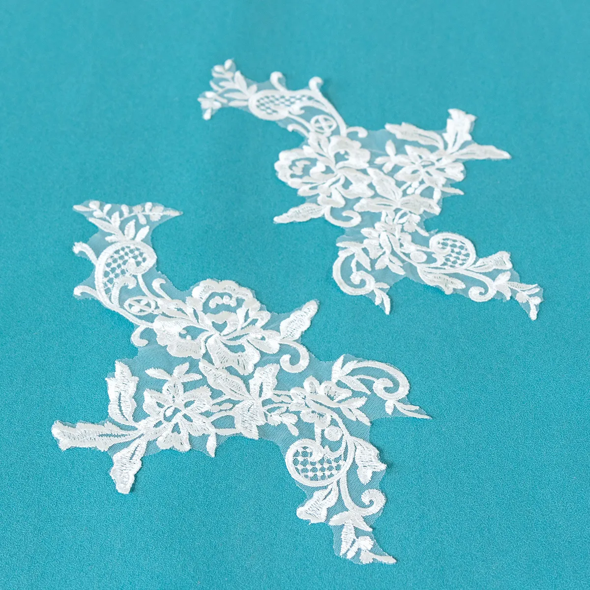 floral scroll lace applique pair