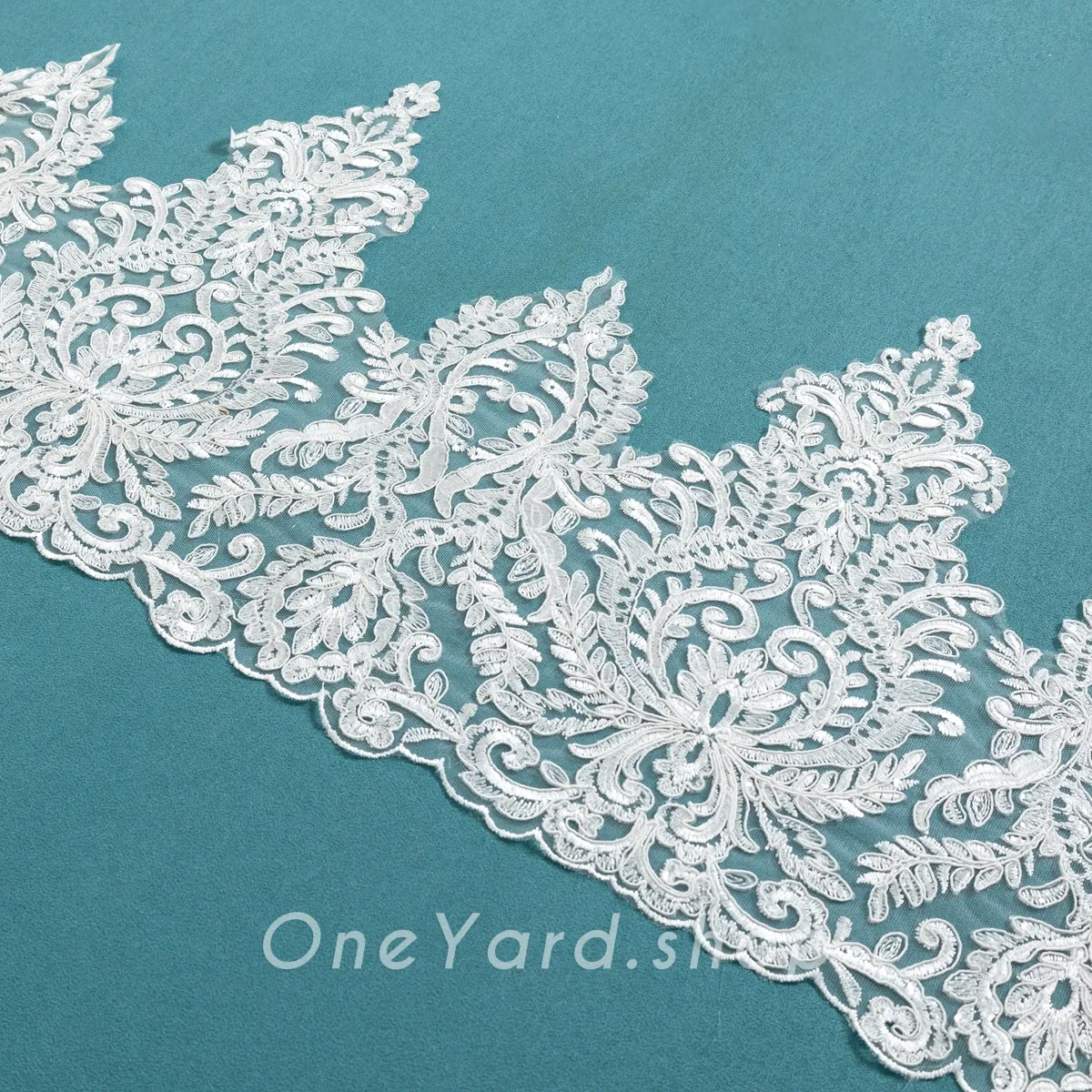 bold baroque inspired polyester lace trim