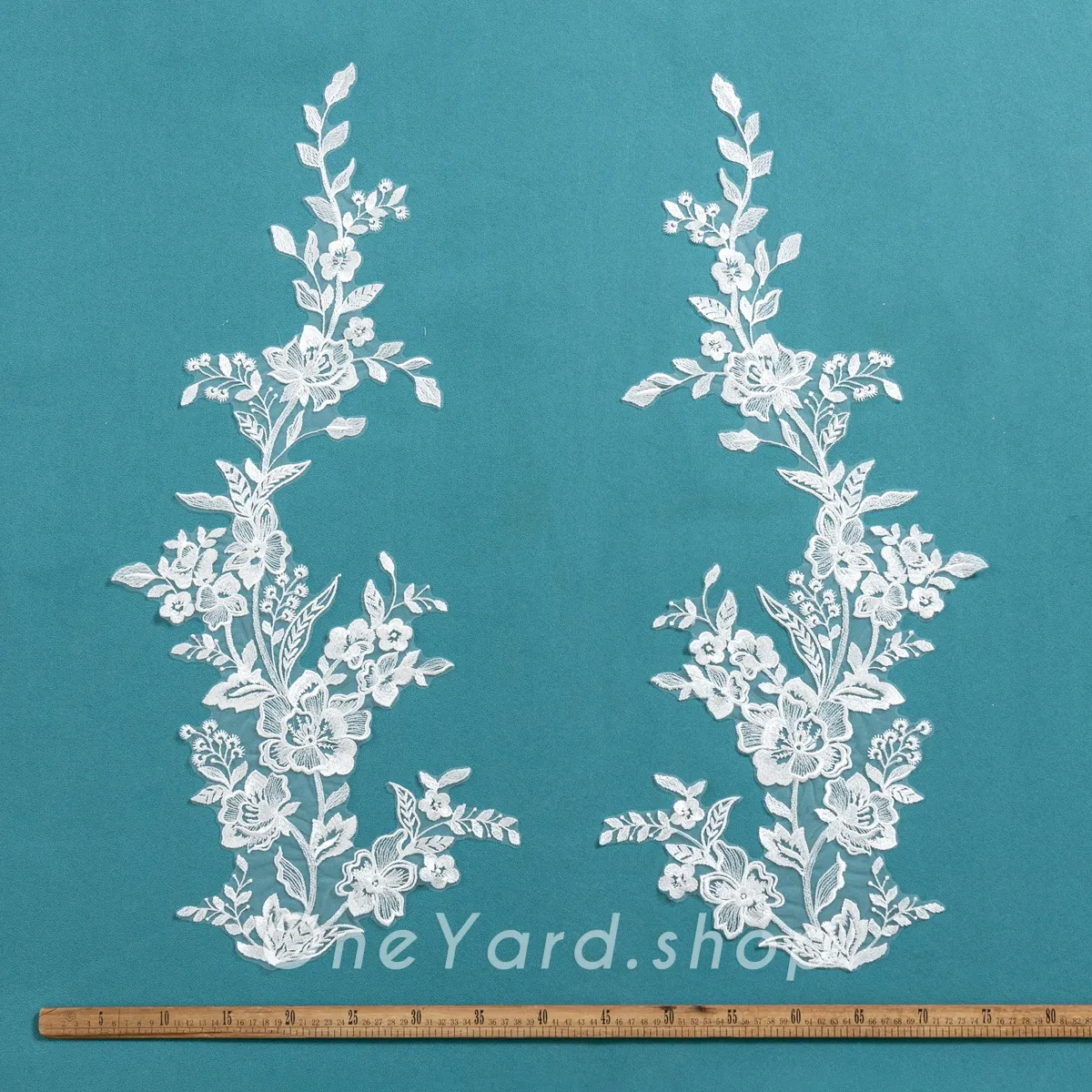 big size sequinned floral lace appliques