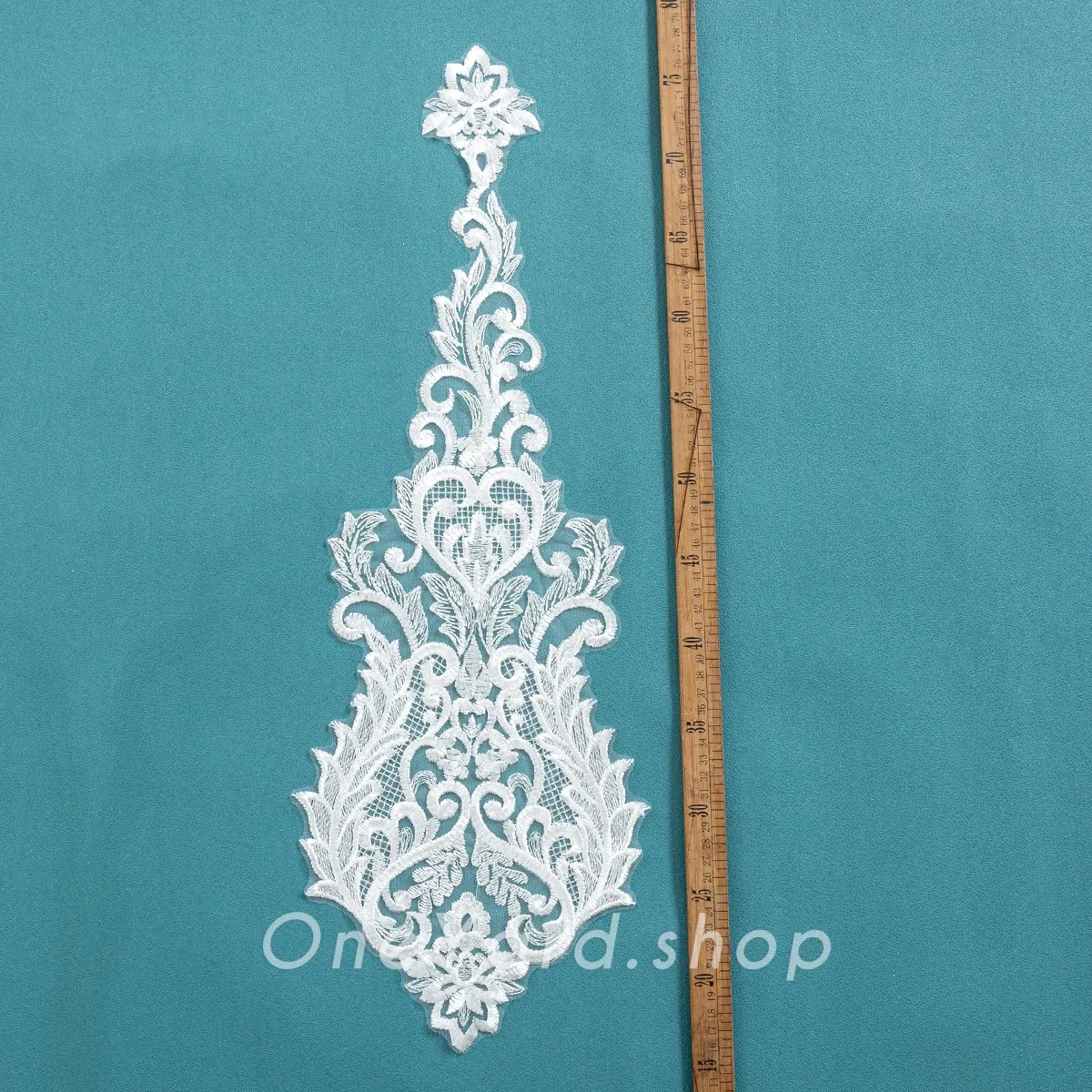 modern and artistic lace motif