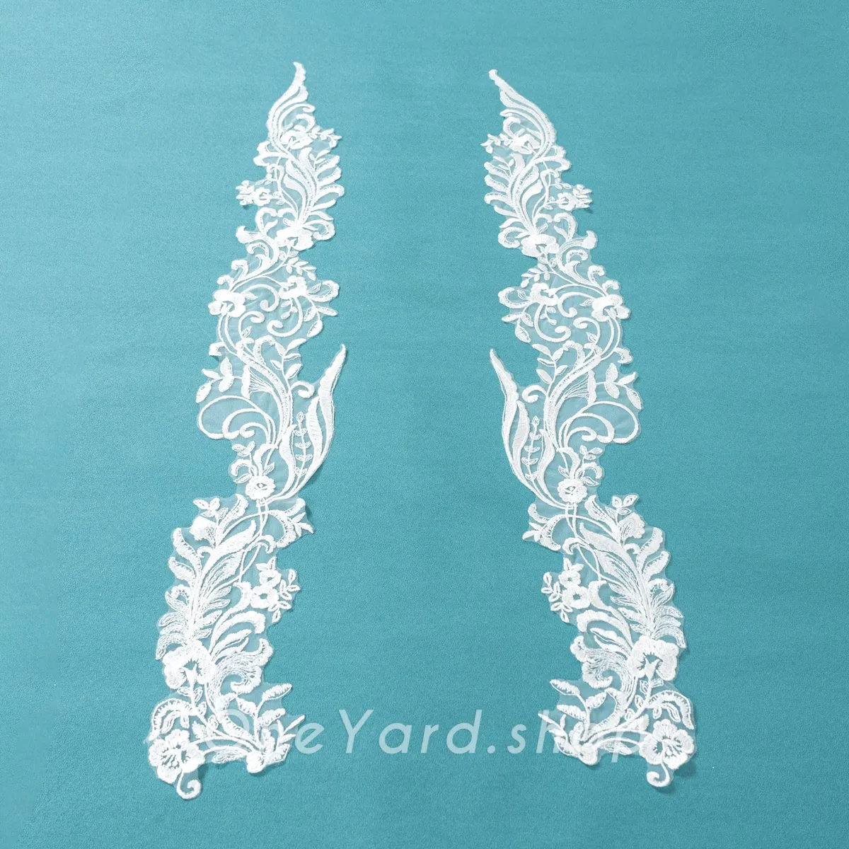 swirling vines sequinned lace applique pair
