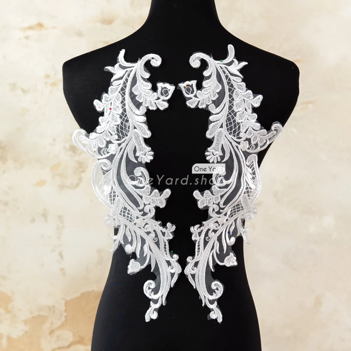 delicate abstract floral off white lace appliques
