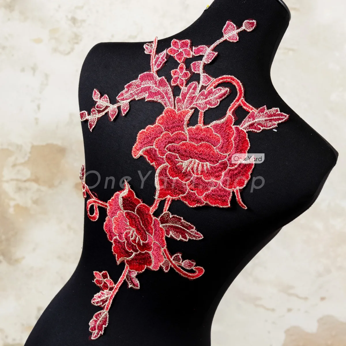 dark red embroidery lace flower with gold border