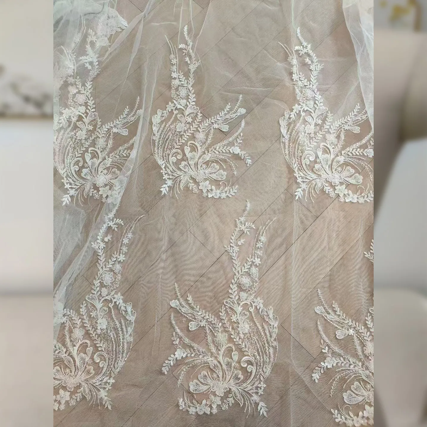 delicate beaded lace applique for oaccasion dress decor