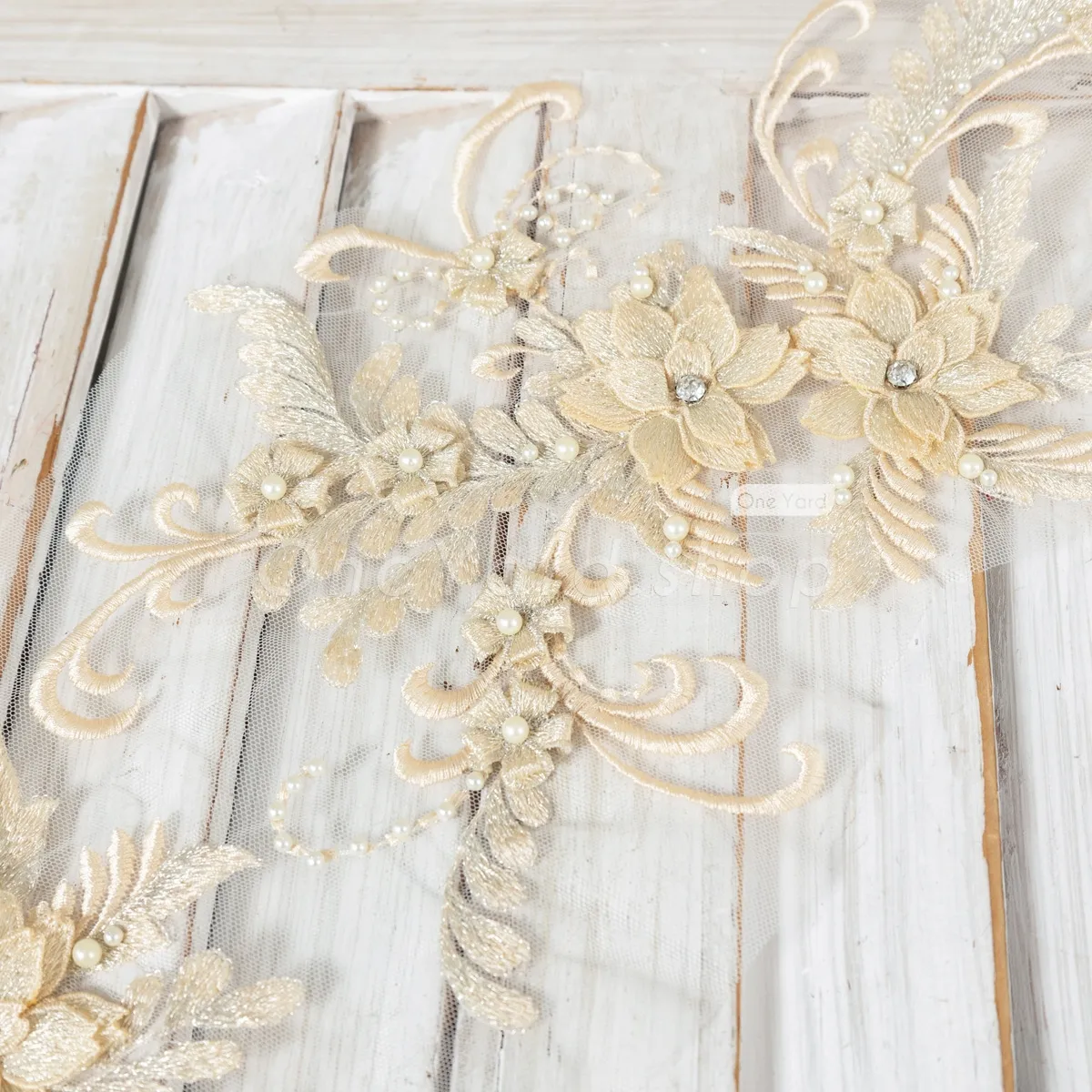 3D floral design beaded champagne lace appliques