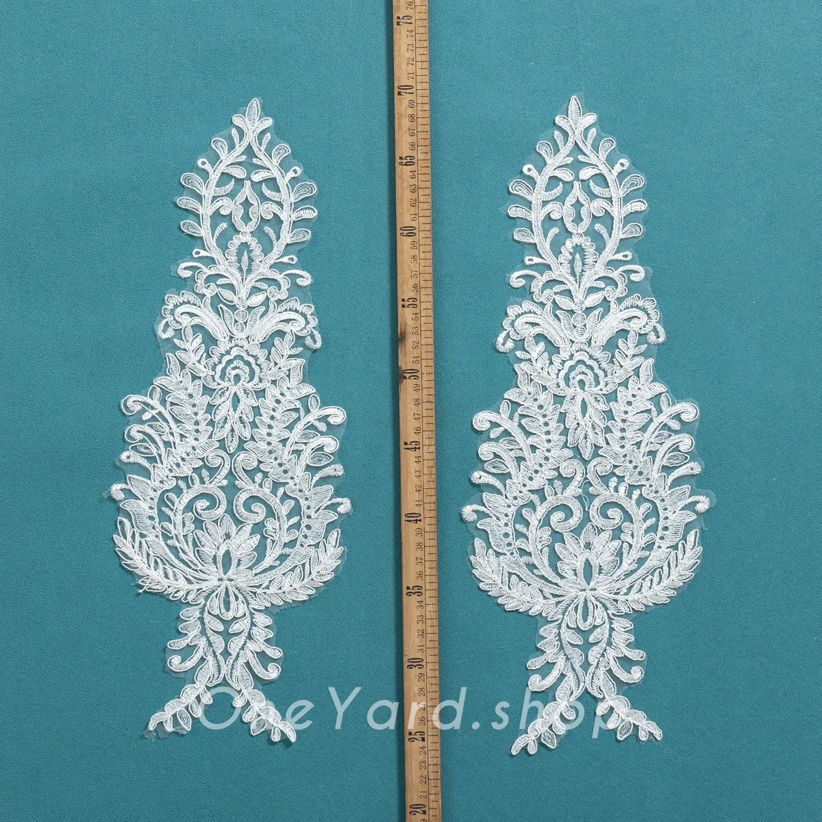 stunning pair of polyester abstract lace appliques