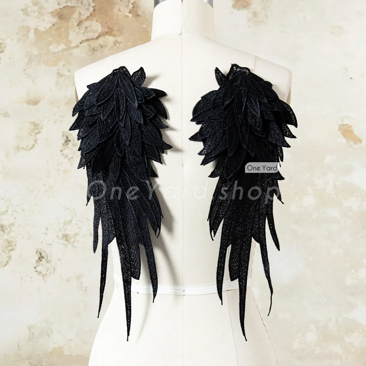 black wing shaped multiple layer lace appliques