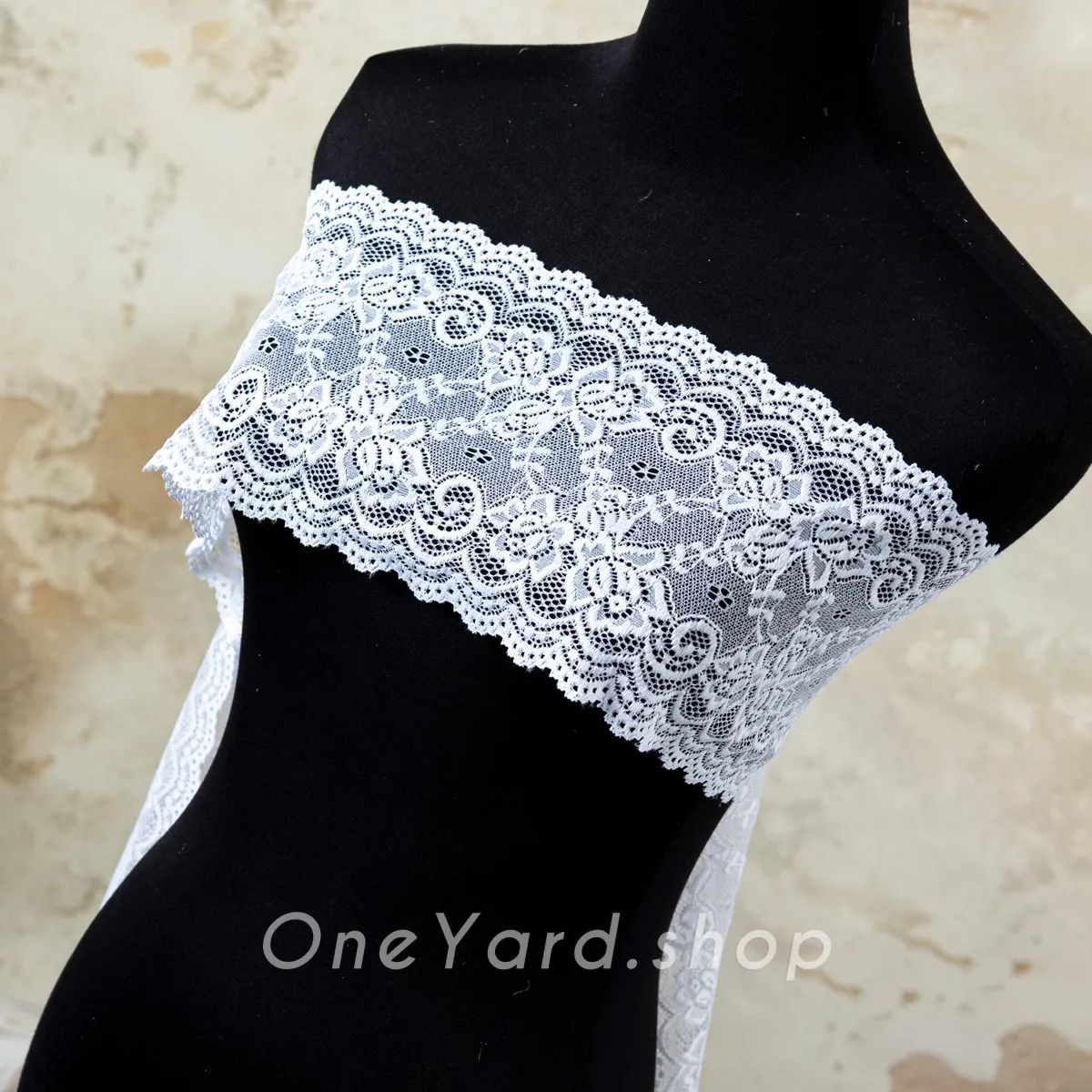 white floral scalloped stretch lace trim