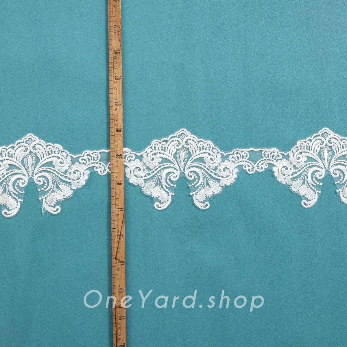 scalloped lace border for off the shoulder necklines