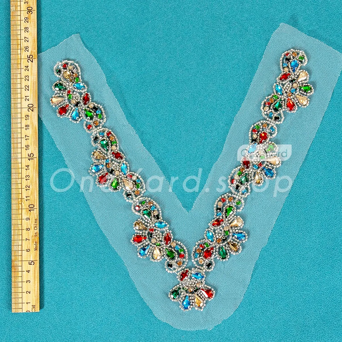 multi color rhinestone v shape applique