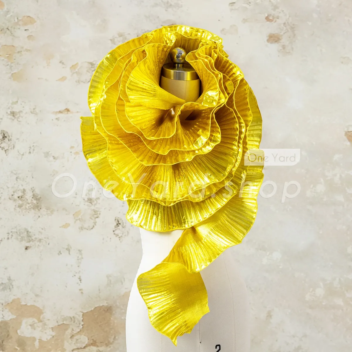 dramatic metallic gold pleated ruffle trim 15cm wide dramatic metallic gold pleated ruffle trim 15cm wide