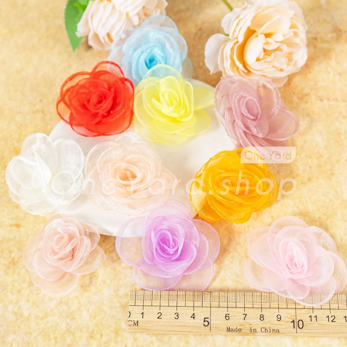 65mm sheer organza 3D flowers 65mm sheer organza 3D flowers