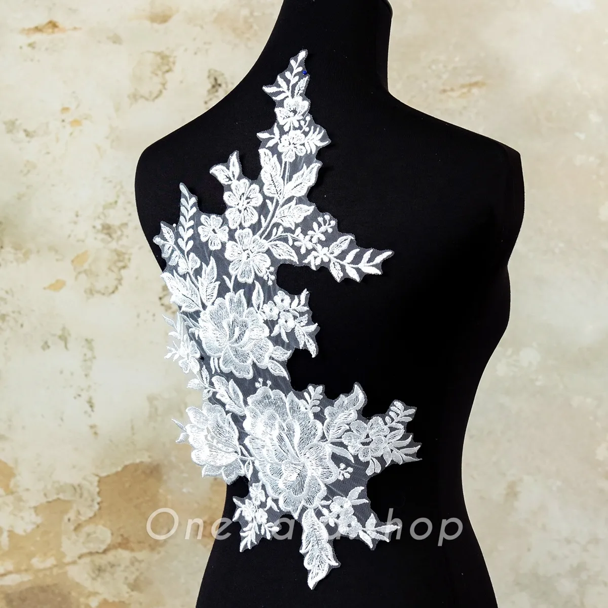 pre cut floral lace motif