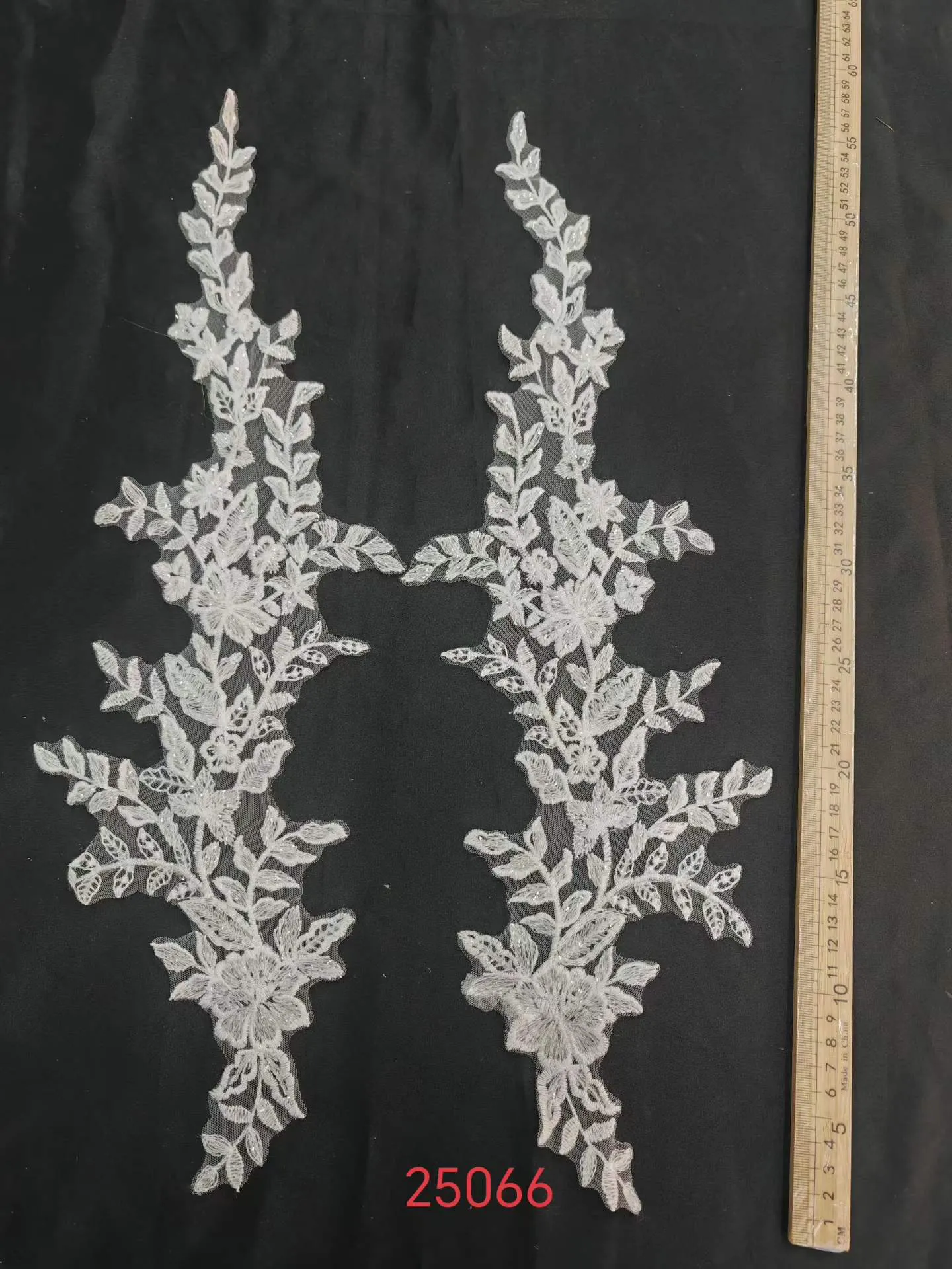 elongated symmetrical leafy branch lace applique pair