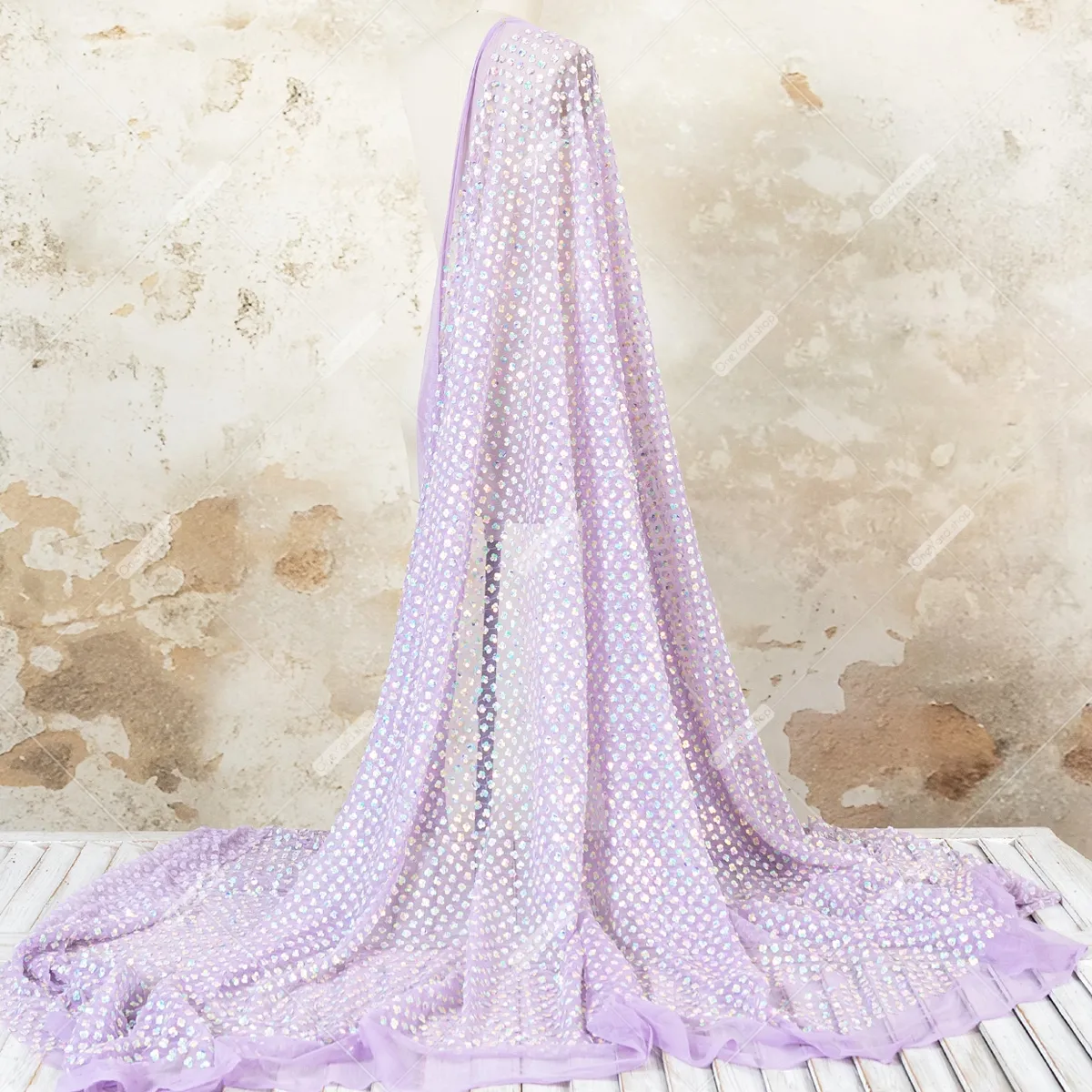 リリーライラック Charming Rainbow Sequin Flower Lilac Soft Mesh Fabric - OneYard