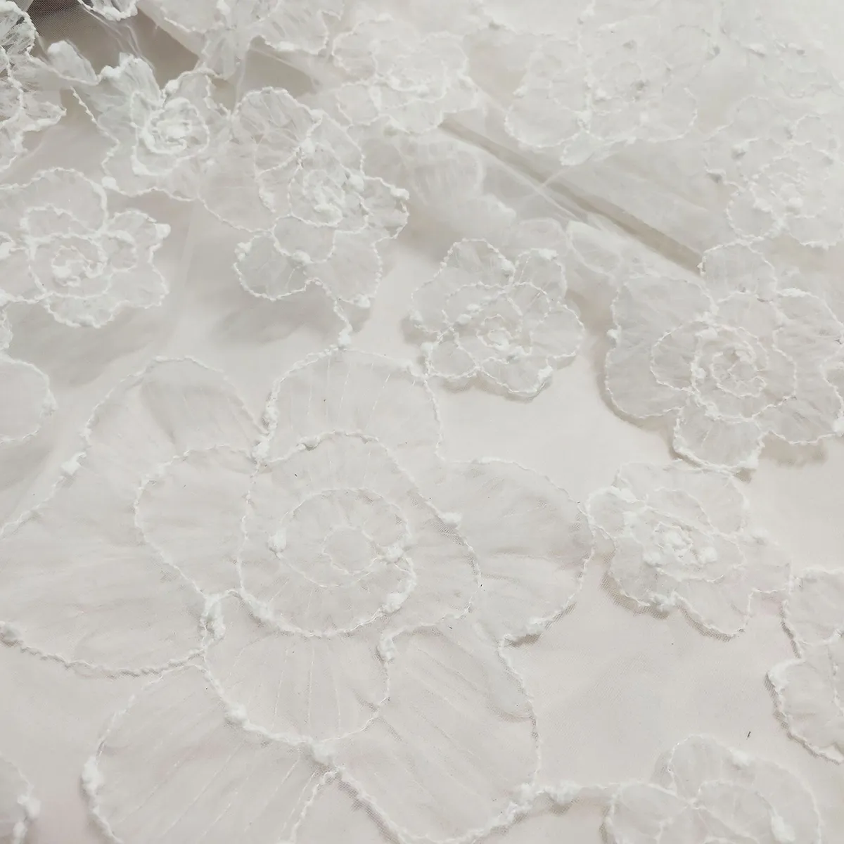 3D ruffled floral embroidered mesh lace fabric 3D ruffled floral embroidered mesh lace fabric