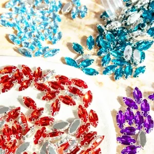 shiny acrylic horse eye sew on crystals with metal claw setting