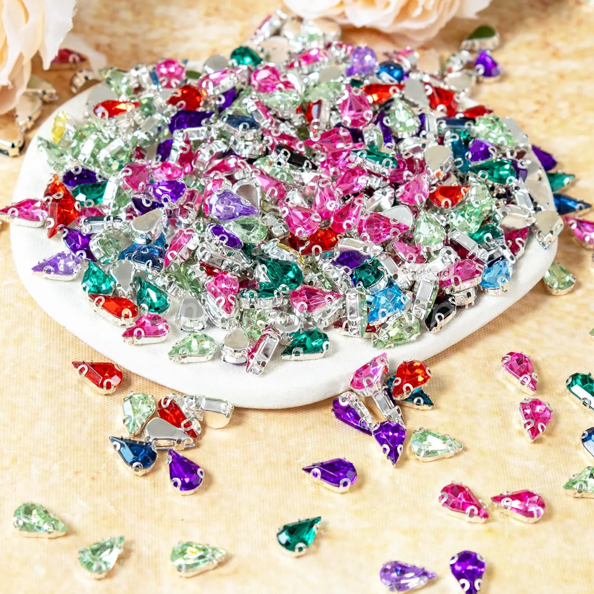 acrylic teardrop rhinestones with metal settings acrylic teardrop rhinestones with metal settings