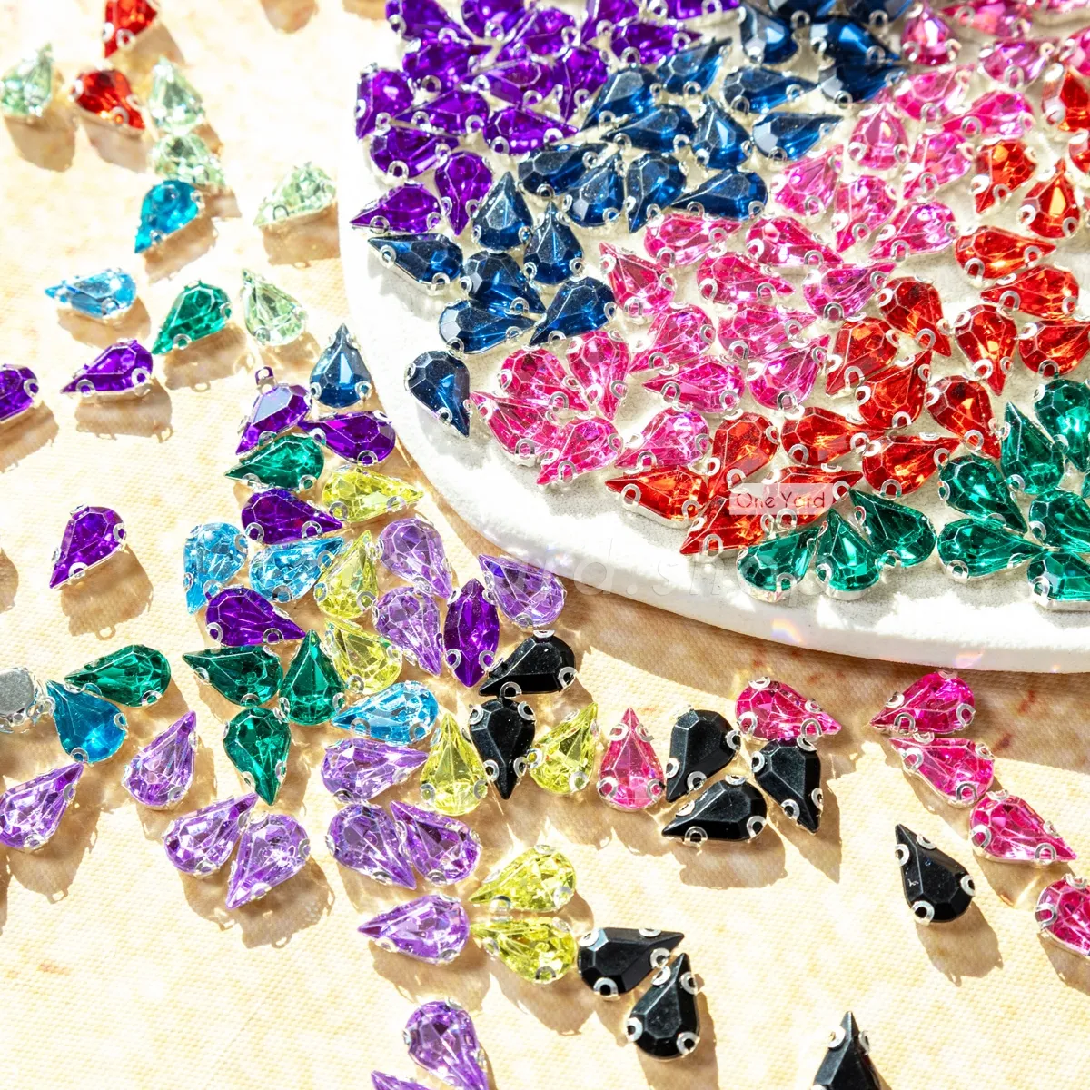 vibrant faceted acrylic teardrop claw rhinestones vibrant faceted acrylic teardrop claw rhinestones