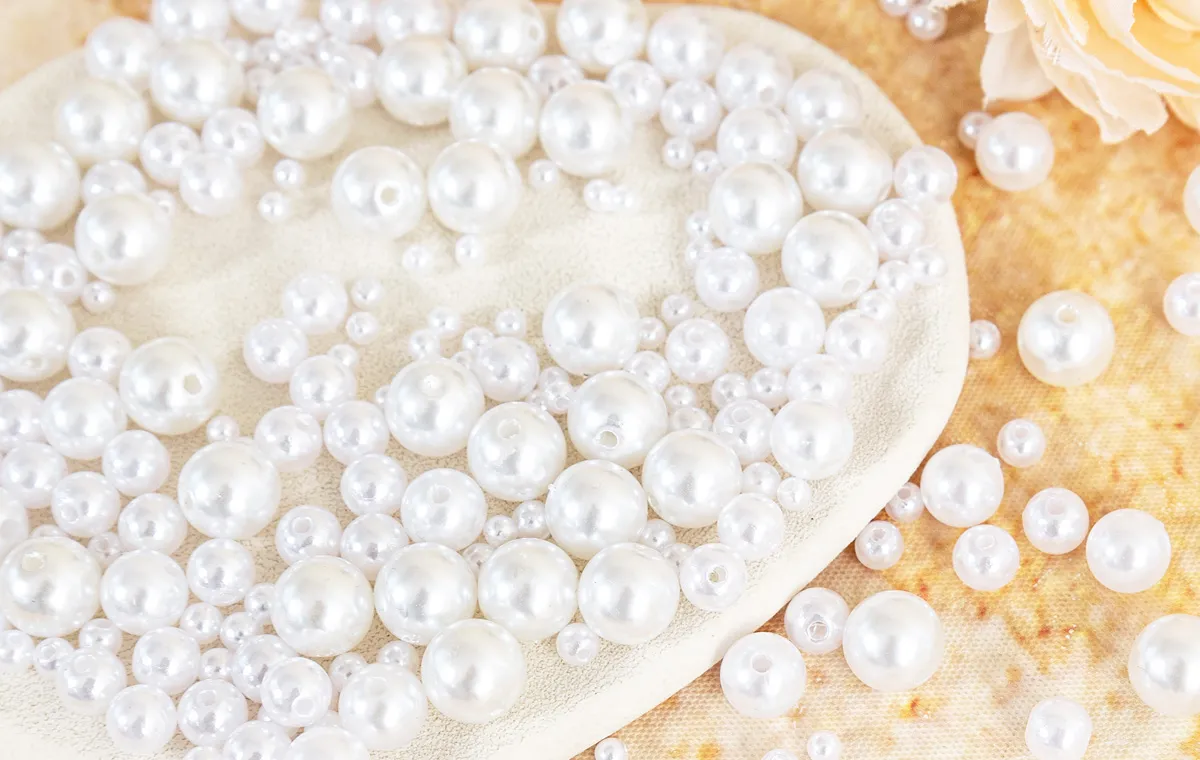 white round drilled resin pearl accessories