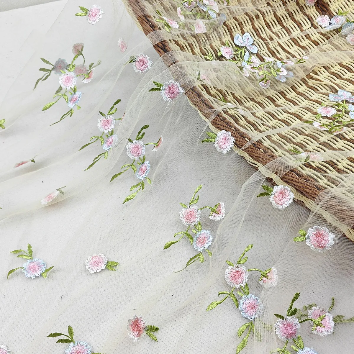 botanical 3D flower embroidery mesh fabric botanical 3D flower embroidery mesh fabric