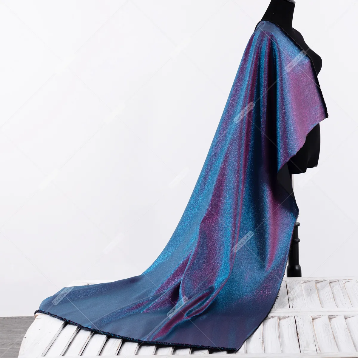 gorgeous peacock blue and magenta iridescent color stiff lurex gorgeous peacock blue and magenta iridescent color stiff lurex
