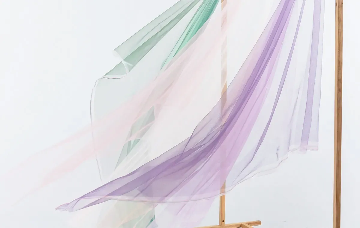 flowy soft ombre tulles