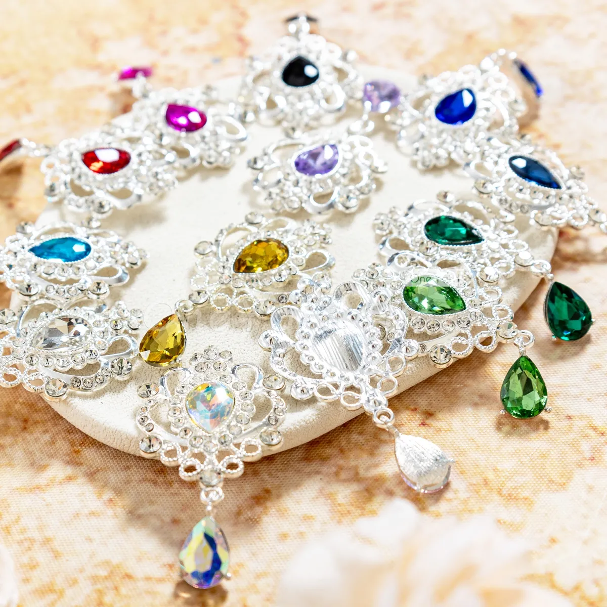 faceted rhinestones with an ornate metallic framework faceted rhinestones with an ornate metallic framework