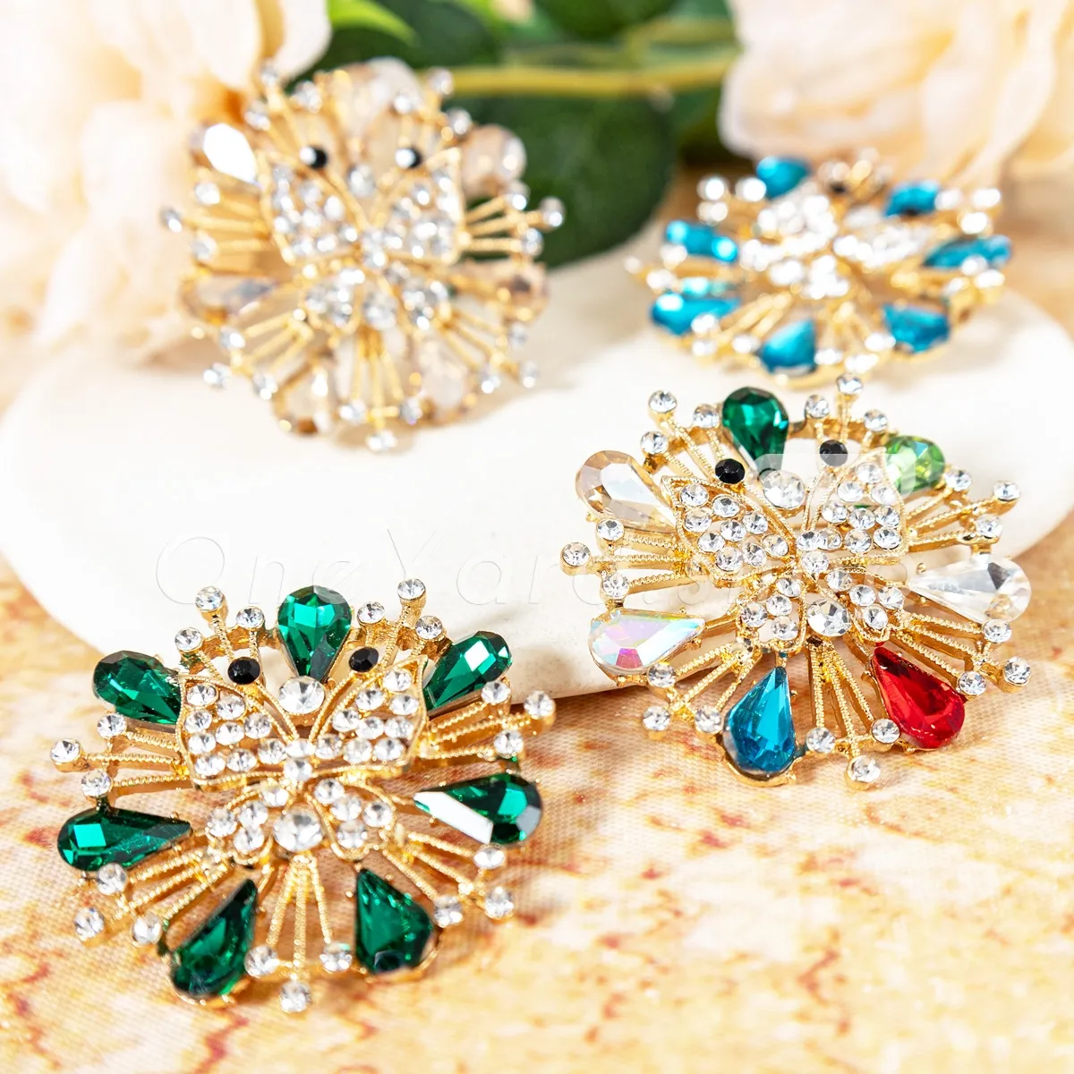 5cm crystal rhinestone butterfly brooch gold pin 5cm crystal rhinestone butterfly brooch gold pin